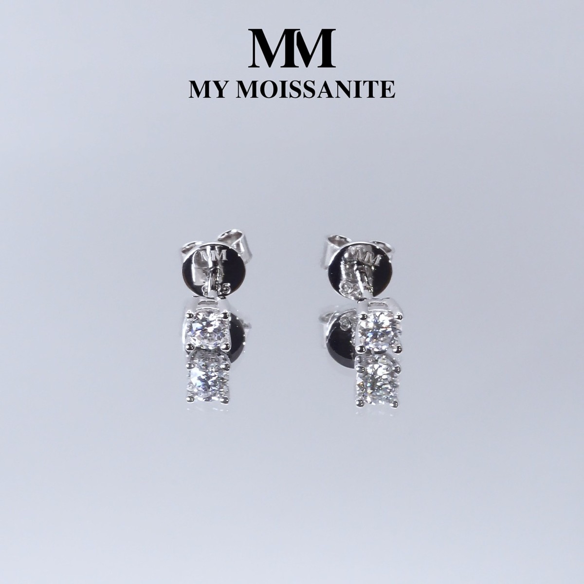 Nova - Moissanite Stud Earrings