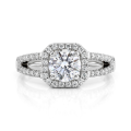 Evora – Moissanite Ring with Split-Shank in Halo Setting