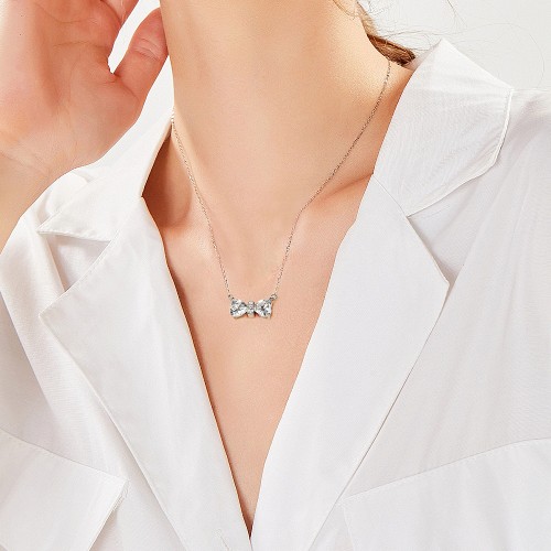 Pairle - Twin Heart Cut Moissanite Necklace with Central Pave Bar