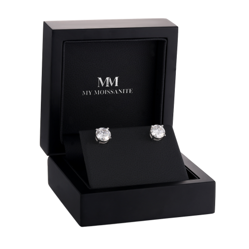 Sirius - Classic Six-Prong Moissanite Stud Earrings
