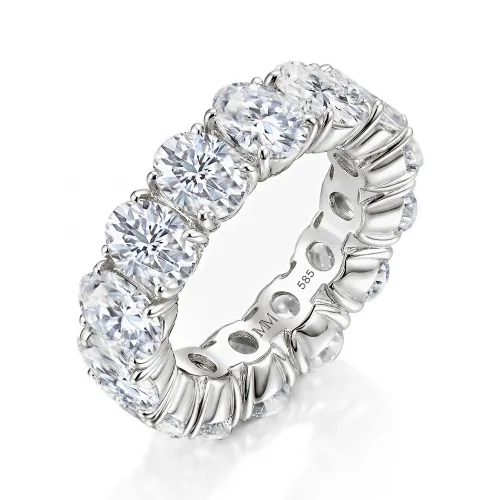 Daphne - Ovaal Geslepen Moissanite Full Eternity Ring